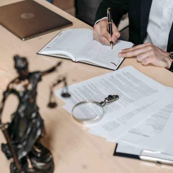 contester une décision d'AG à Draguignan dans le Var avec un avocat spécialisé en droit immobilier