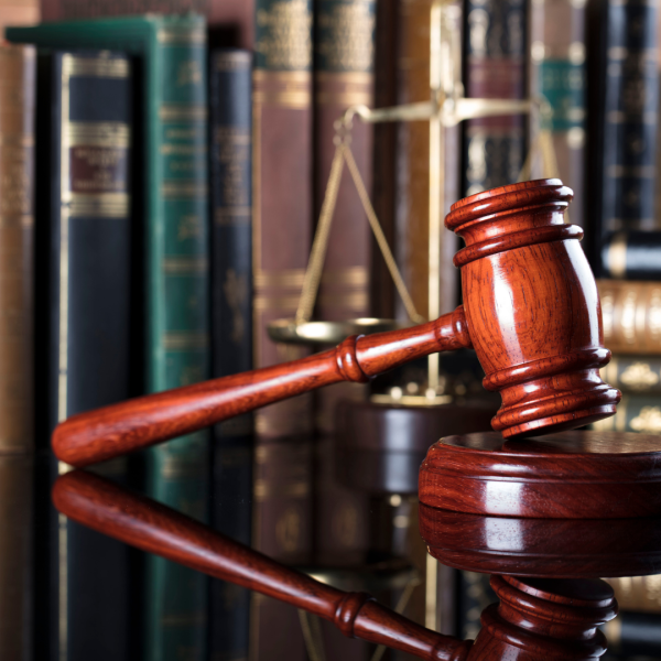 recourir à un avocat pour contester un commandement de payer bail commercial à Toulon dans le Var